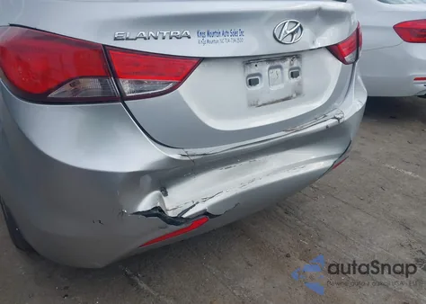 2013 Hyundai Elantra Gls z USA, uszkodzony, nr VIN 5NPDH4AE0DH417204